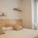 桦木旅馆 2*