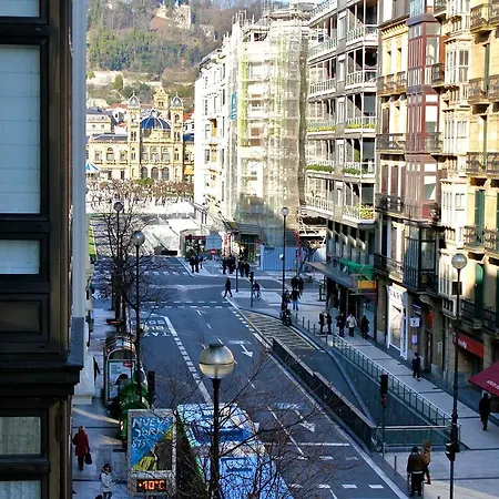 Urkia 2* San Sebastián