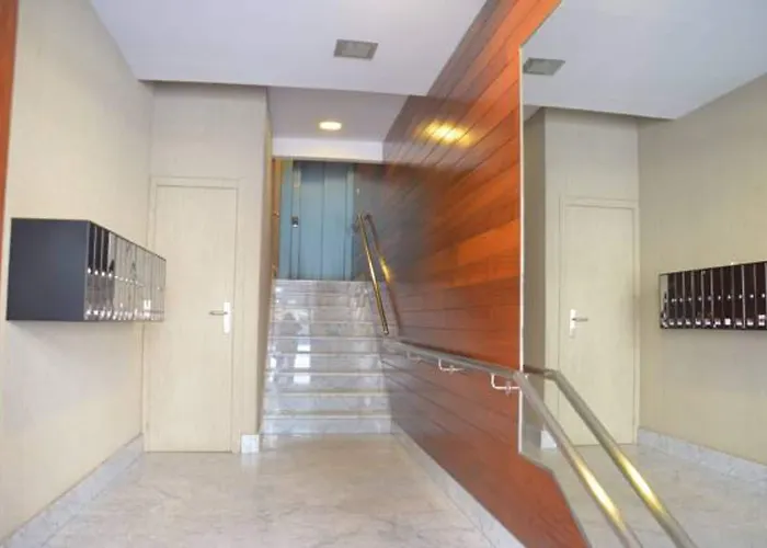 桦木旅馆 2* 圣塞瓦斯蒂安